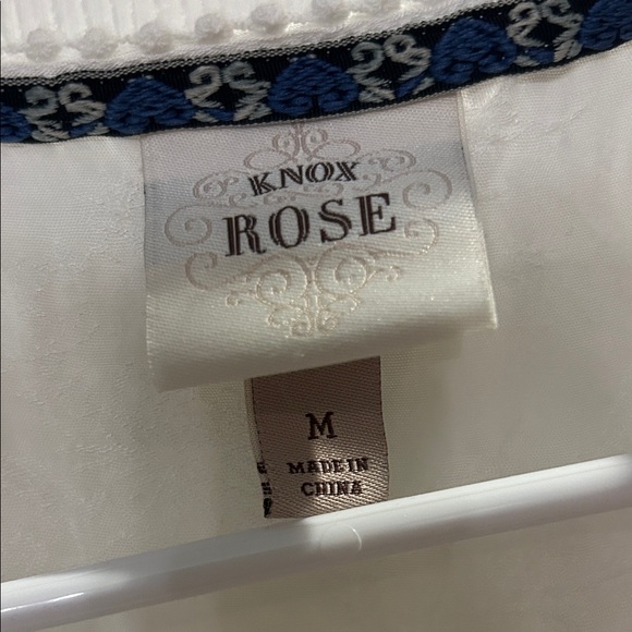 ⚜️ Knox Rose White Floral Embroidered Blouse - Picture 2 of 7